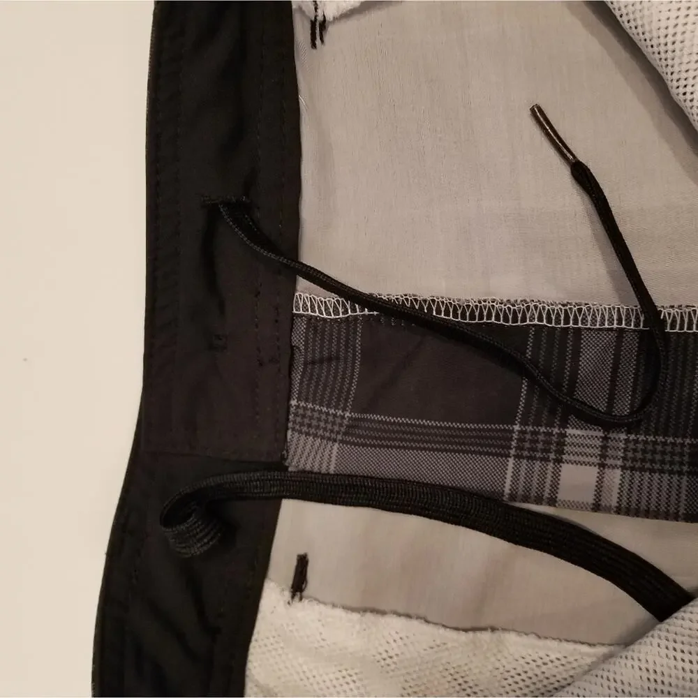 Mossimo Supply Co. Hybrid Mens Swim Trunks Size 30‎